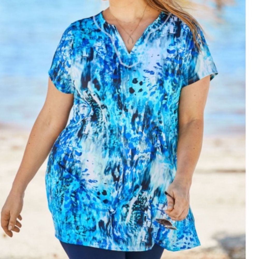 New Swimsuits For All Swim Top Tunic Tee
Coverup Rash Size 8 Chlorine resistant